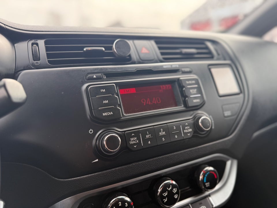 Kia Rio 1,2 CVVT Style+ 5d