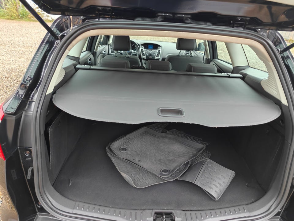 Ford Focus 1,6 Ti-VCT 105 Titanium stc. 5d