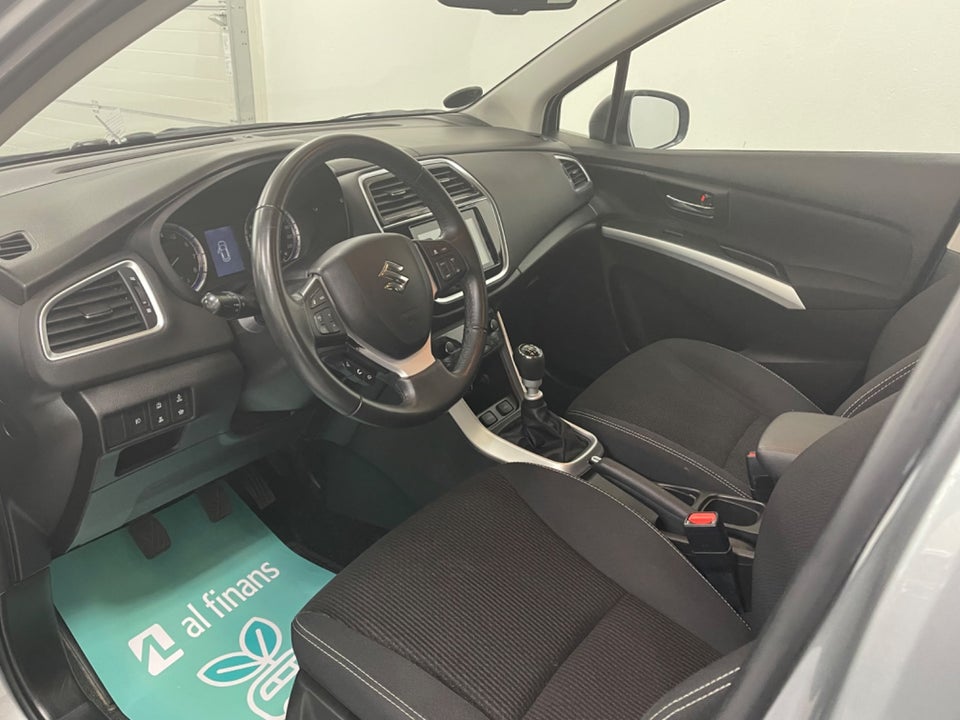 Suzuki S-Cross 1,4 mHybrid Active 5d