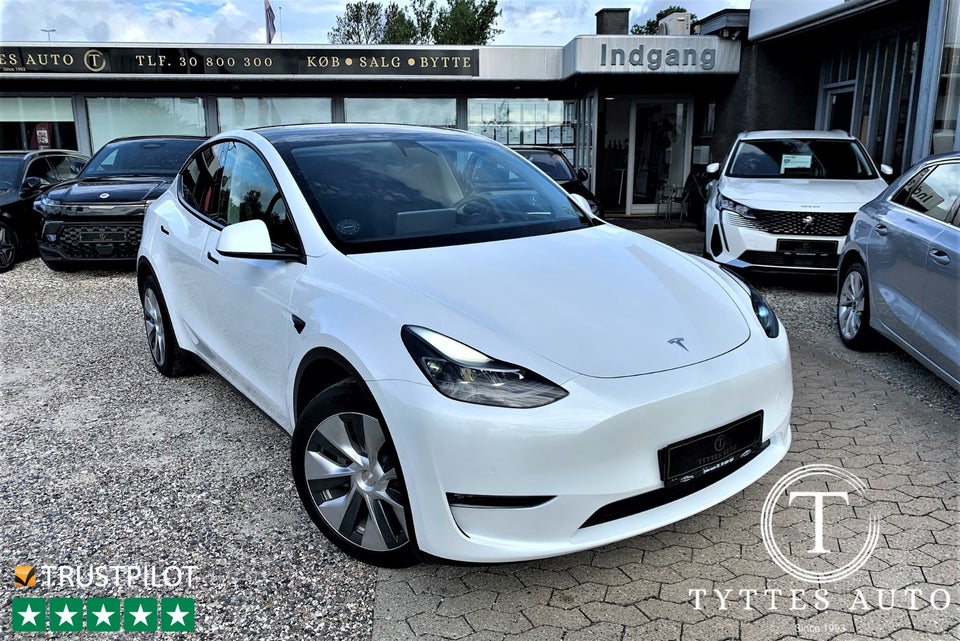 Tesla Model Y Long Range AWD 5d