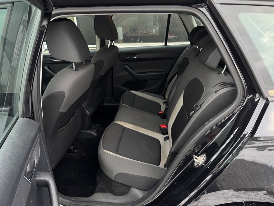 Skoda Fabia 1,0 TSi 110 Ambition Combi DSG 5d