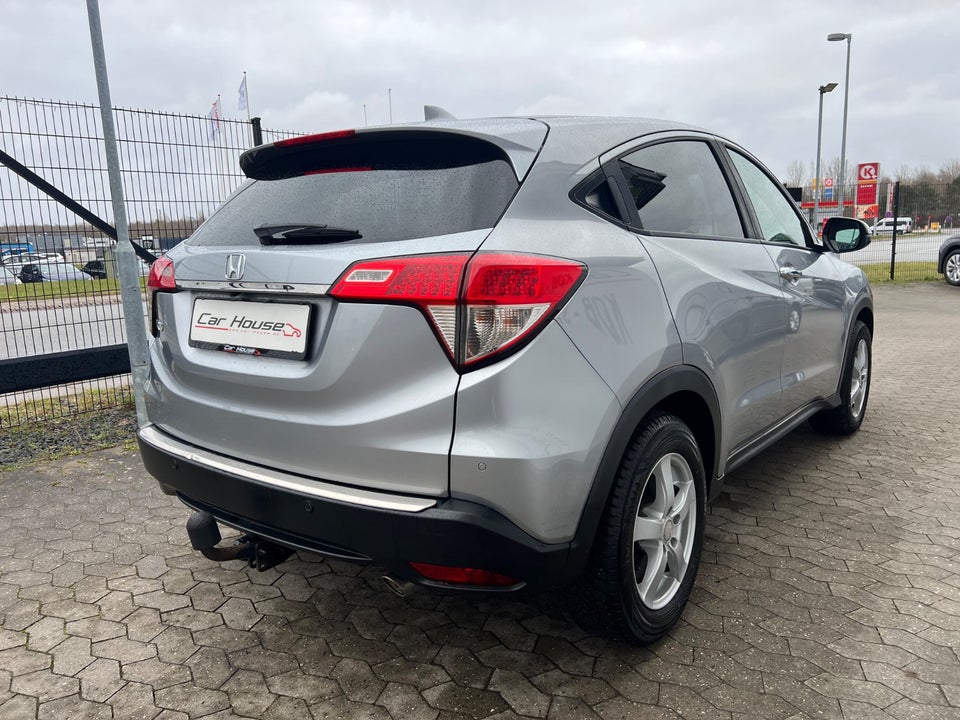 Honda HR-V 1,5 i-VTEC Elegance CVT 5d