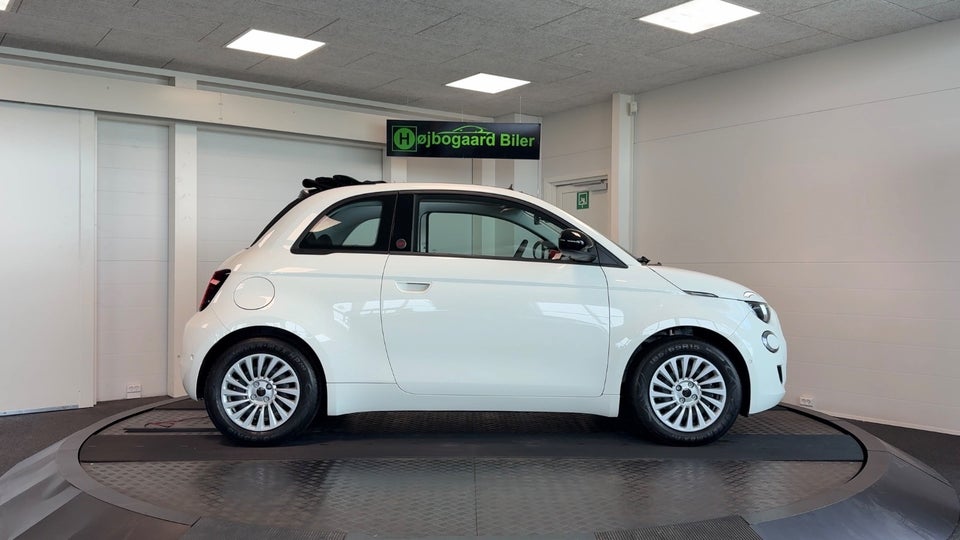 Fiat 500e 42 (RED) Cabrio 2d