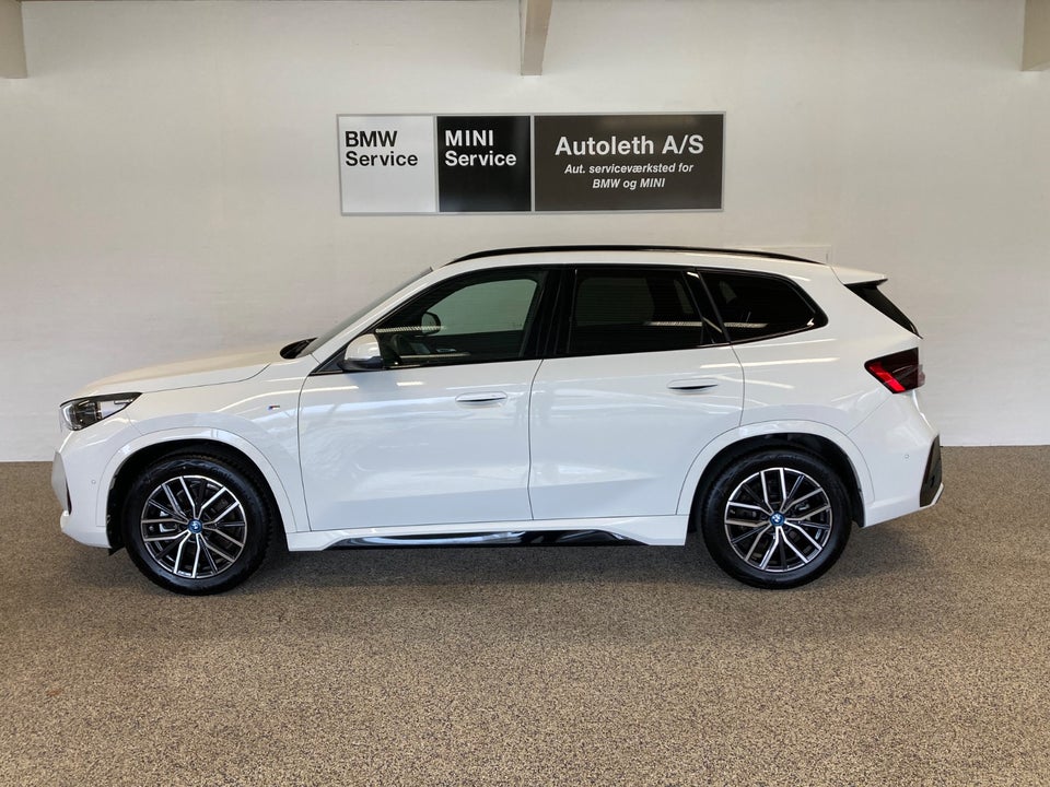 BMW iX1 xDrive30 Fully Charged M-Sport 5d