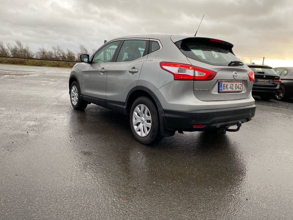 Nissan Qashqai 1,2 Dig-T 115 Acenta Connect 5d
