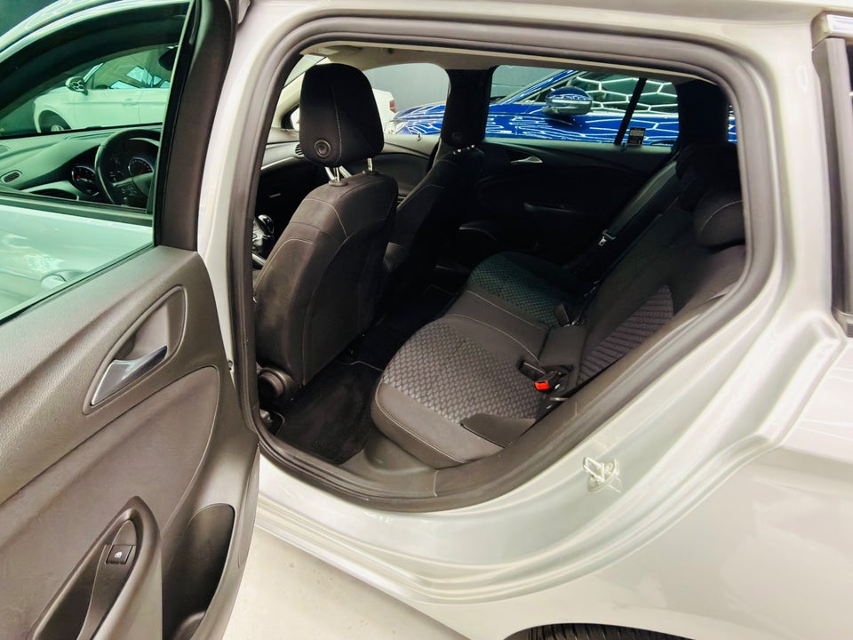 Opel Astra 1,0 T 105 Enjoy Sports Tourer 5d