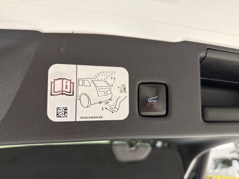 Ford Kuga 2,5 PHEV ST-Line X CVT 5d