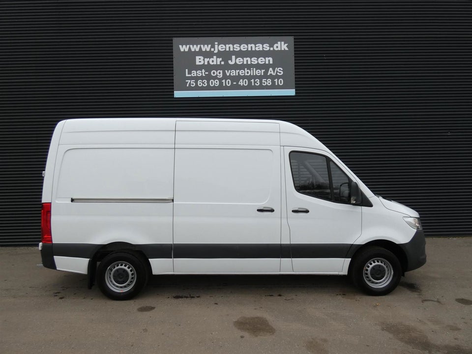 Mercedes Sprinter 317 2,0 CDi A2 Kassevogn aut. RWD