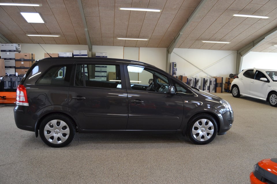 Opel Zafira 1,8 16V Classic 7prs 5d