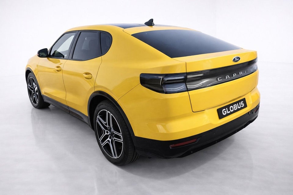 Ford Capri 77 Premium Extended Range 5d