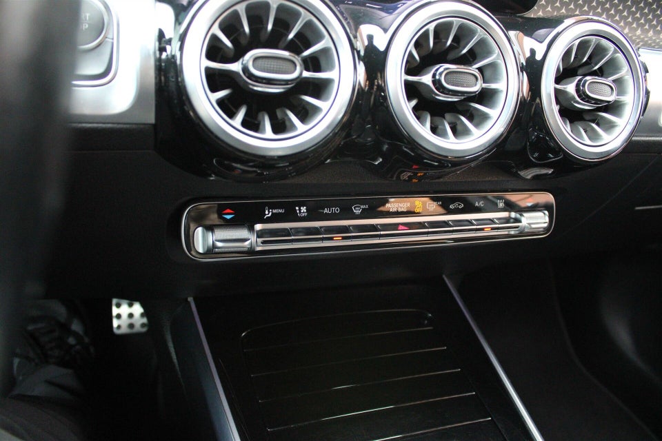 Mercedes EQB350 AMG Advance 4Matic 5d