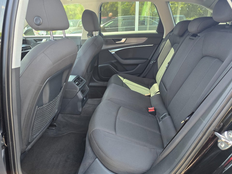 Audi A6 40 TDi Avant S-tr. 5d