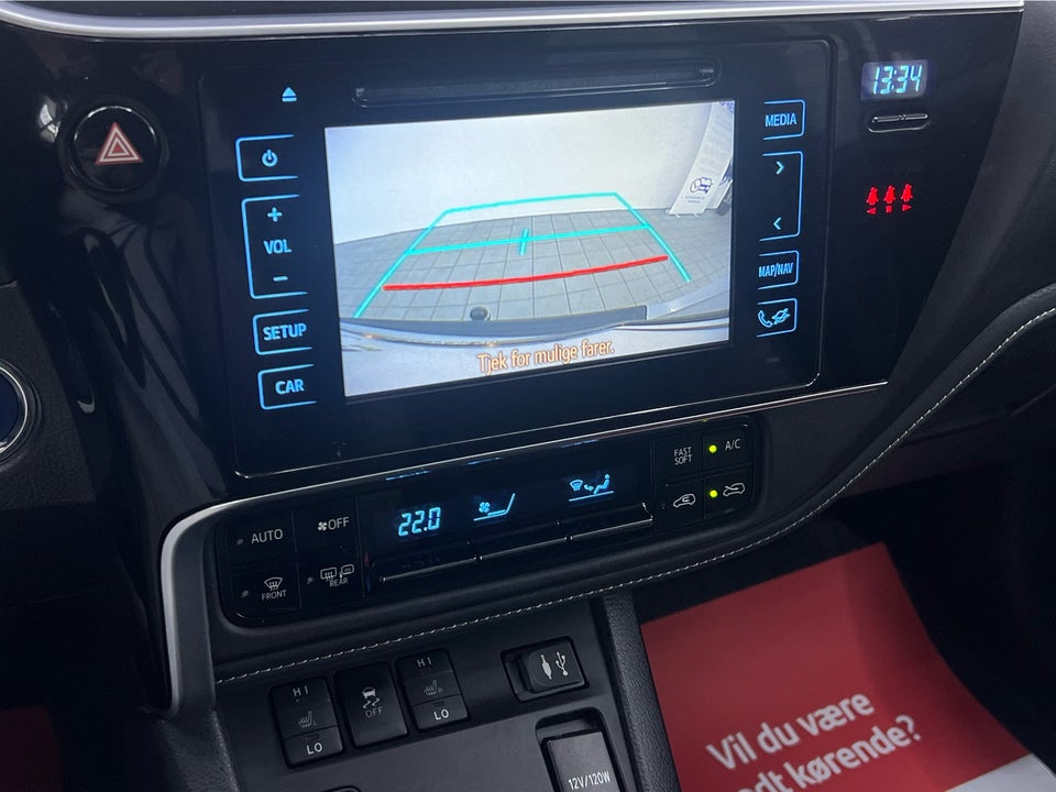Toyota Auris 1,8 Hybrid H2 Comfort Touring Sports CVT 5d