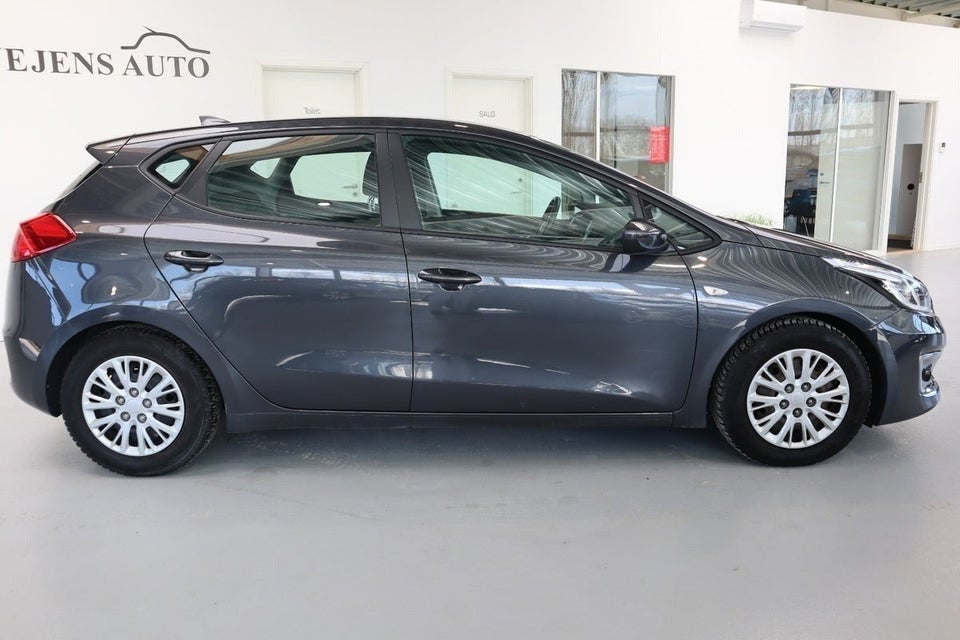 Kia Ceed 1,0 T-GDi Style Limited 5d