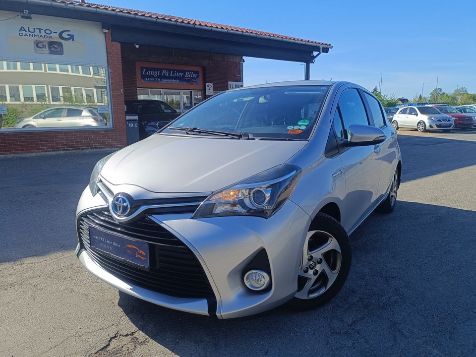 Toyota Yaris 1,5 Hybrid H2 e-CVT Van 5d