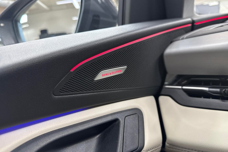 Audi Q6 e-tron Ultra quattro 5d