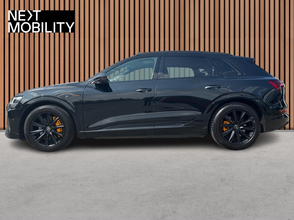 Audi e-tron 55 S-line quattro 5d