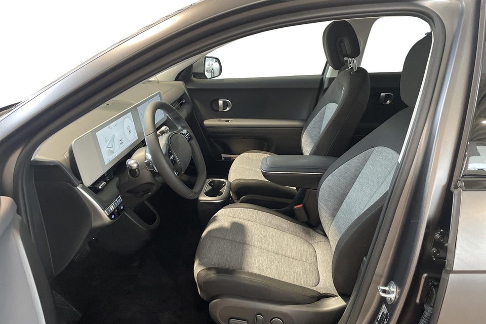 Hyundai Ioniq 5 77 Essential AWD 5d