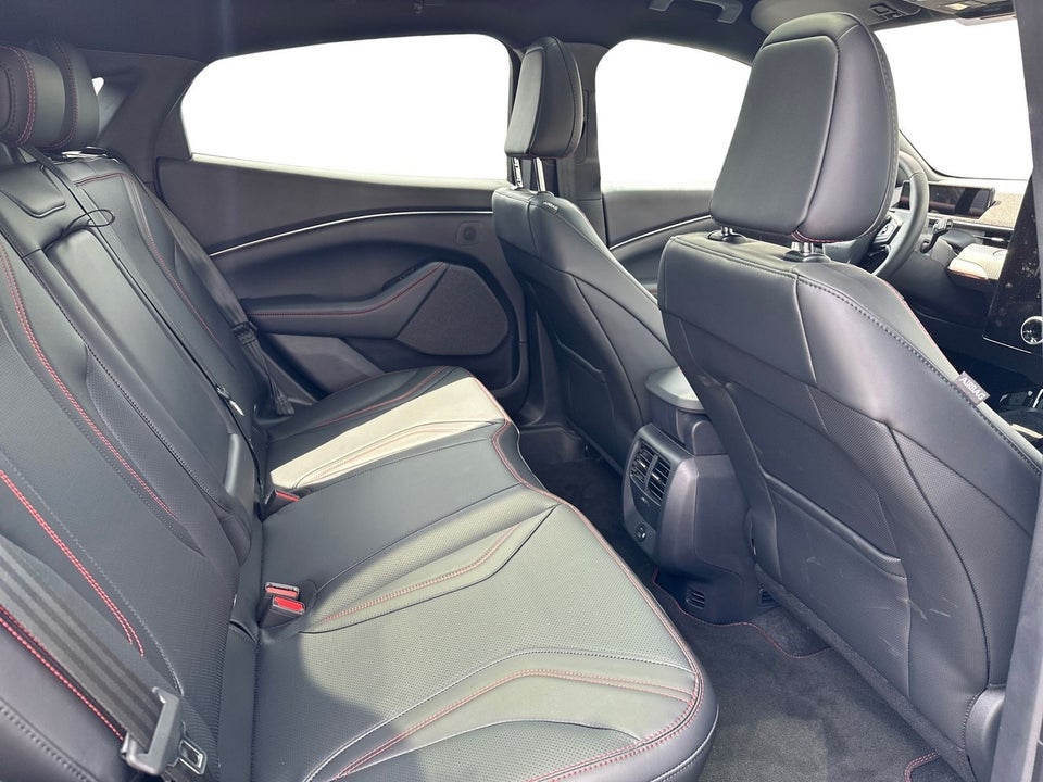 Ford Mustang Mach-E 75 Standard Range AWD 5d