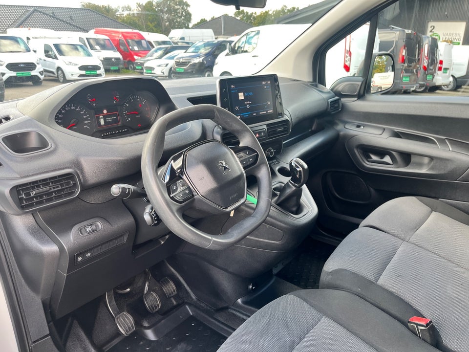 Peugeot Partner 1,5 BlueHDi 100 L2V2 Ultimate Van