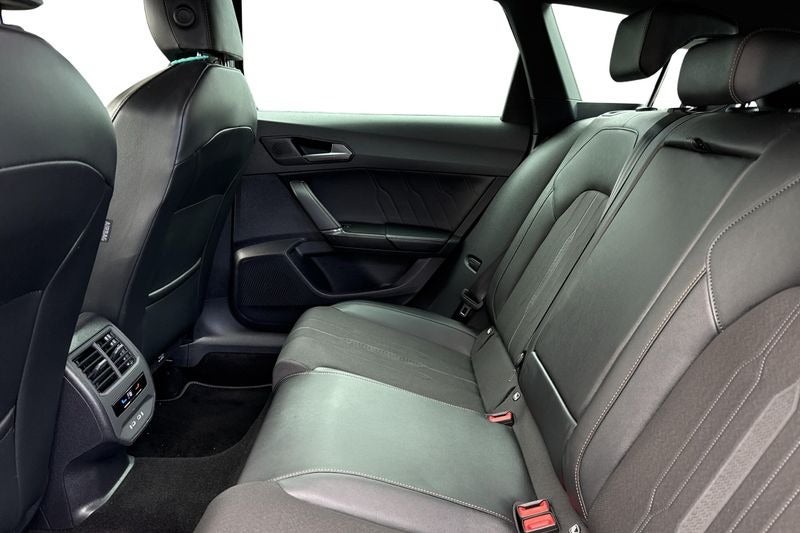 Cupra Leon 1,5 eTSi High Sportstourer DSG 5d