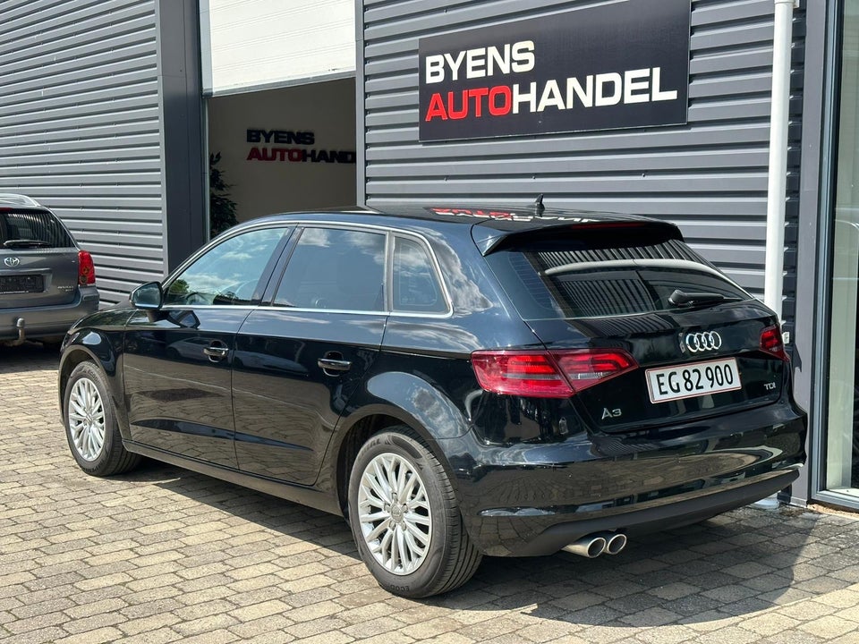 Audi A3 2,0 TDi 150 Ambiente Sportback S-tr. 5d