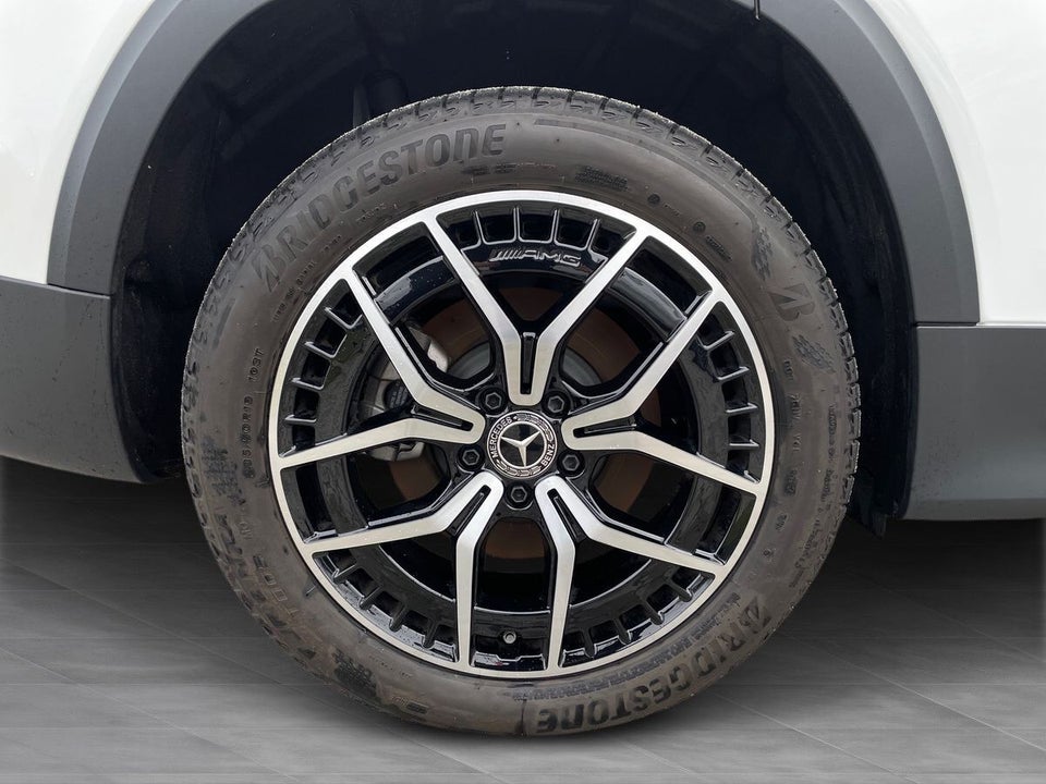 Mercedes EQB300 AMG Line 4Matic 5d