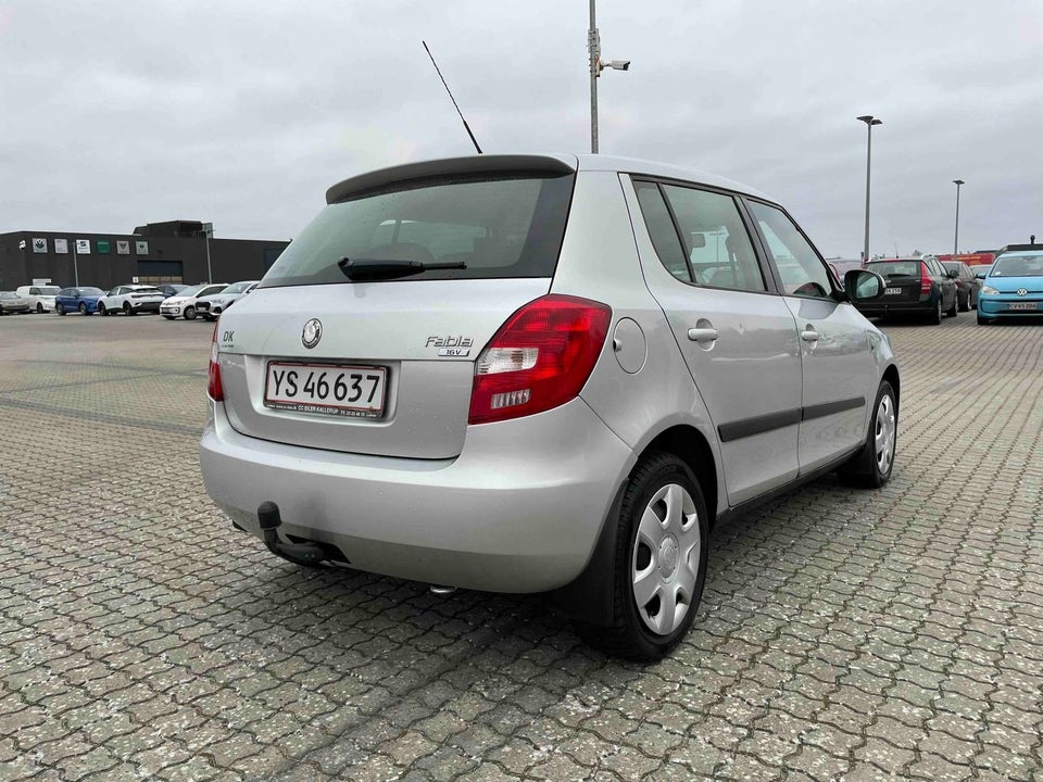 Skoda Fabia 1,4 16V Ambiente 5d