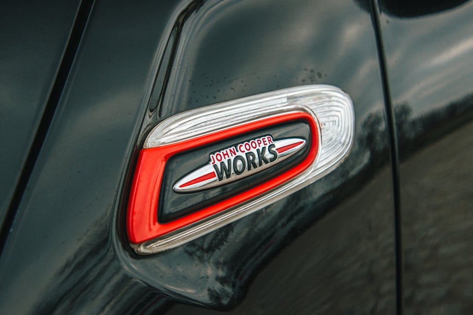 MINI Cooper S 2,0 JC Works Cabriolet aut. 2d