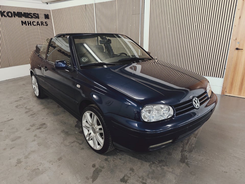 VW Golf IV 1,6 Trendline Cabriolet 2d