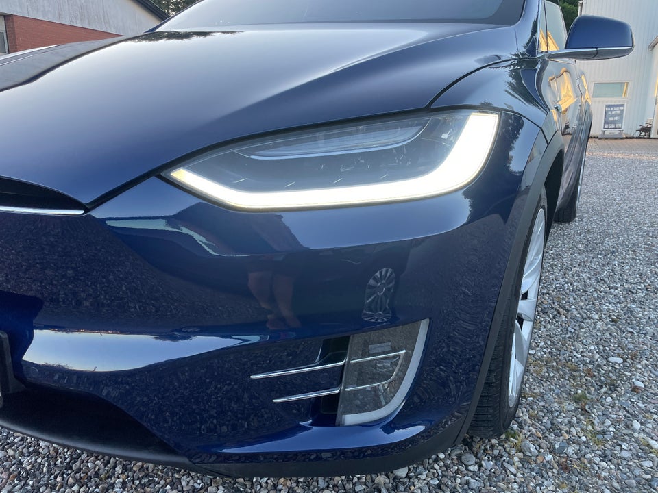 Tesla Model X 75D 5d