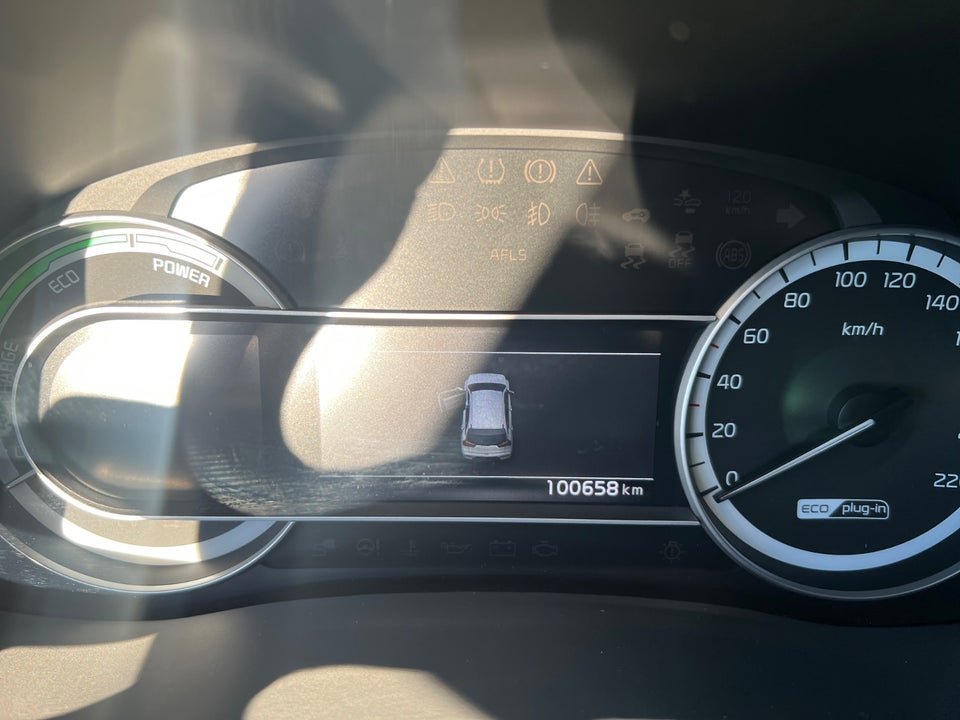 Kia Niro 1,6 PHEV Advance DCT 5d