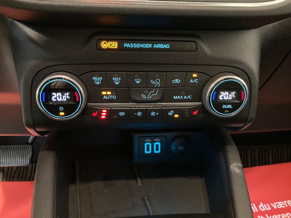 Ford Kuga 2,5 PHEV Titanium CVT 5d