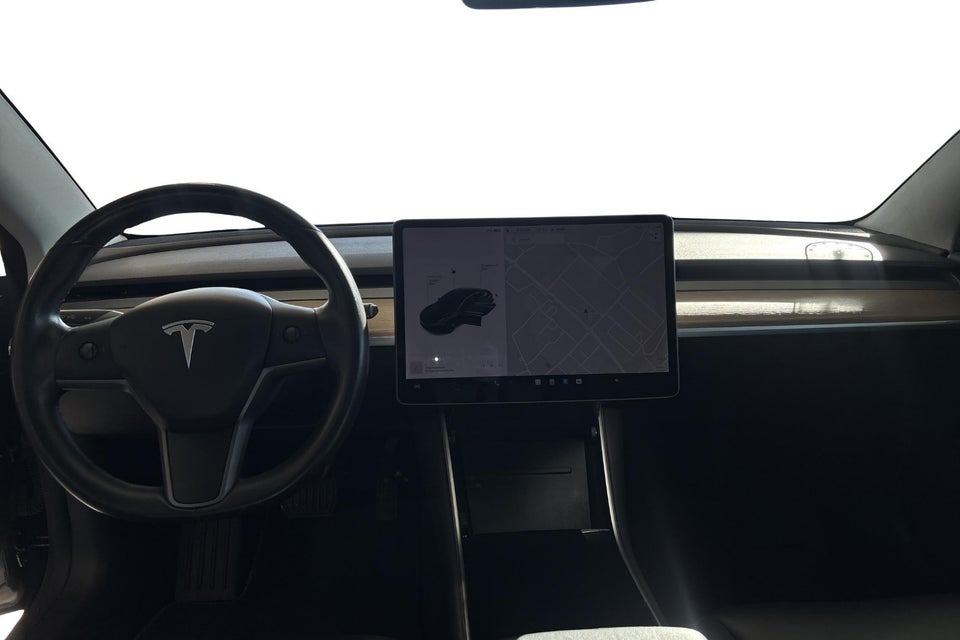 Tesla Model 3 Long Range RWD 4d