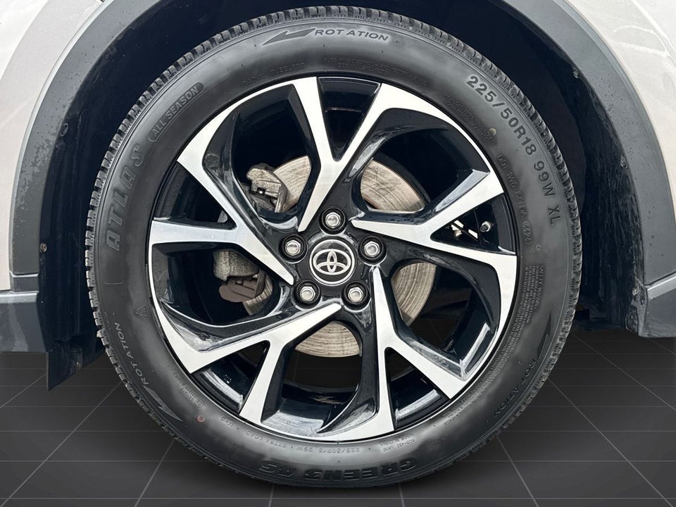 Toyota C-HR 1,8 Hybrid C-LUB CVT 5d