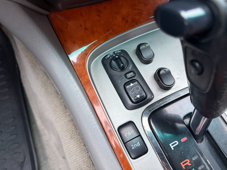 Toyota Land Cruiser 4,2 TD LE aut. Van 5d