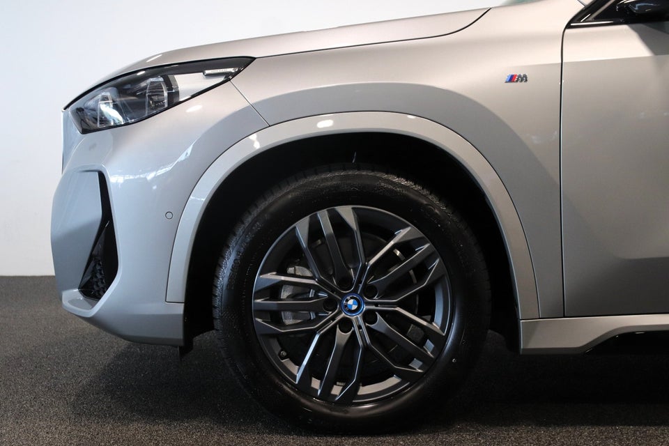 BMW iX1 xDrive30 M-Sport 5d