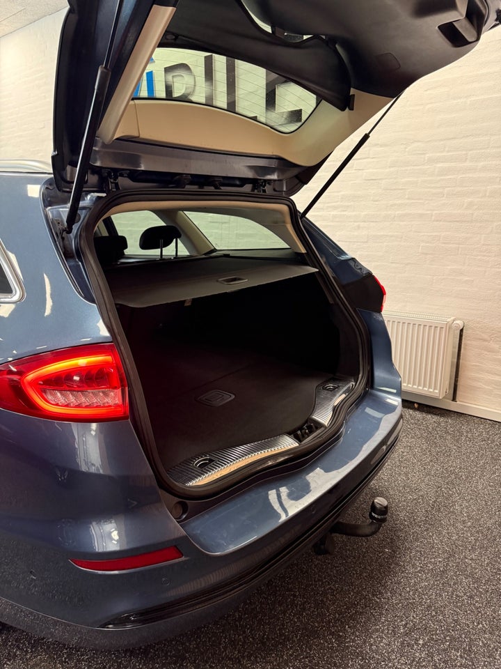 Ford Mondeo 2,0 EcoBlue Titanium stc. aut. 5d