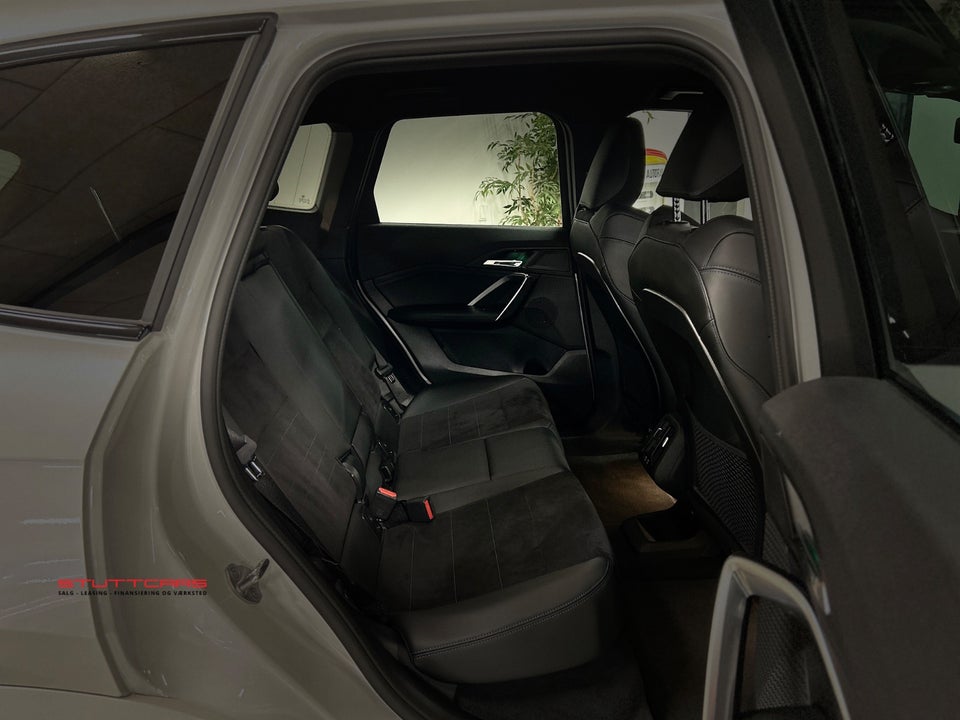 BMW iX1 eDrive20 Fully Charged M-Sport 5d