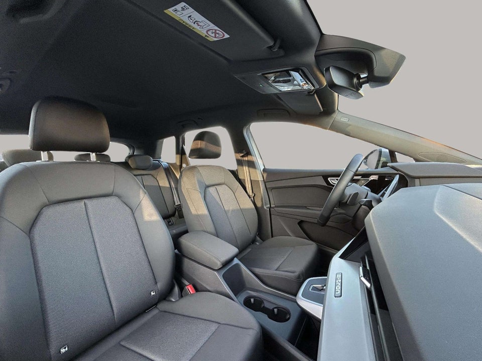 Audi Q4 e-tron 45 Advanced 5d