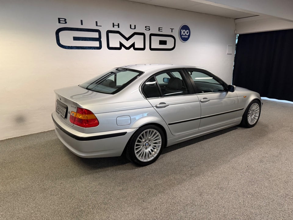 BMW 325i 2,5 aut. 4d