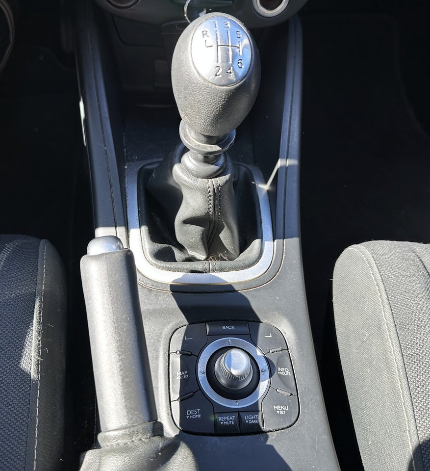 Renault Megane III 1,9 dCi 130 Expression Sport Tourer 5d