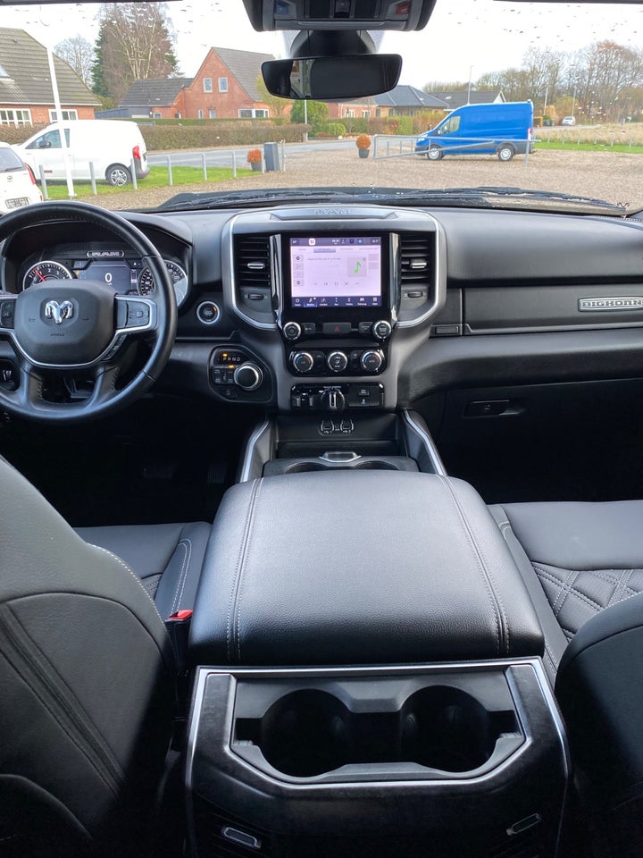 Dodge RAM 1500 5,7 V8 Hemi Laramie Sport aut. 4d