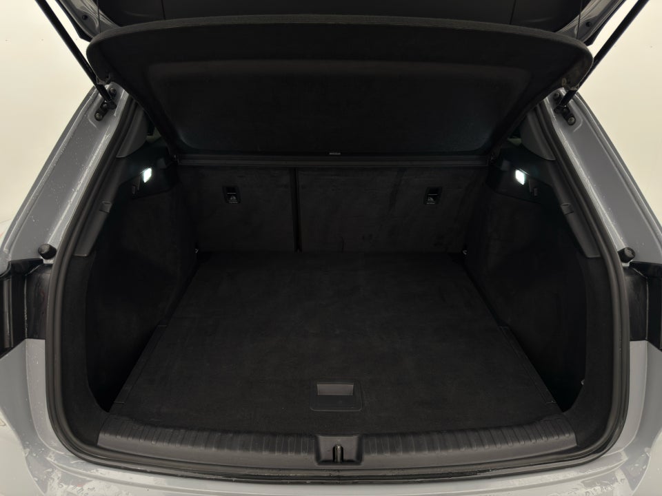 Audi Q4 e-tron 40 S-line 5d