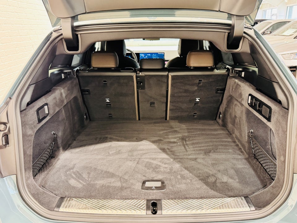 BMW i5 xDrive40 Touring Fully Charged 5d