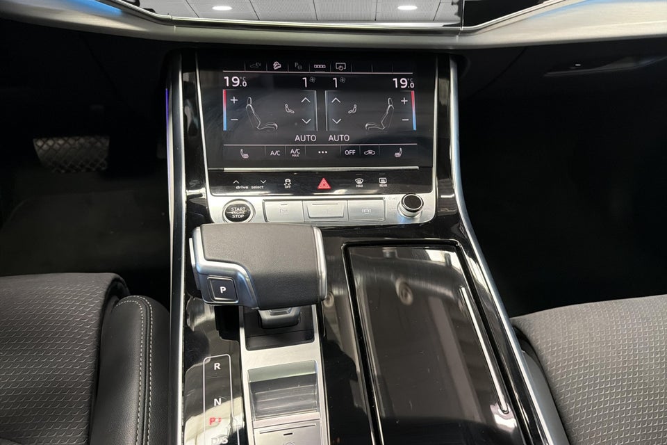 Audi Q7 55 TFSi S-line quattro Tiptr. 5d