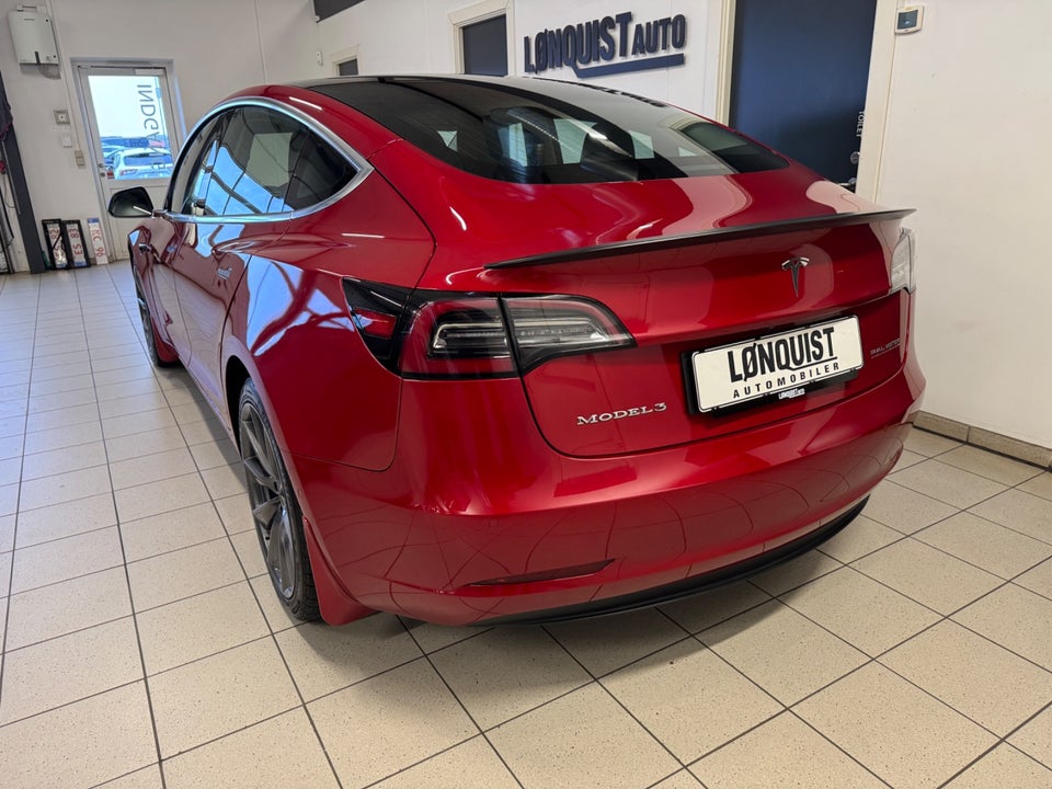 Tesla Model 3 Long Range AWD 4d
