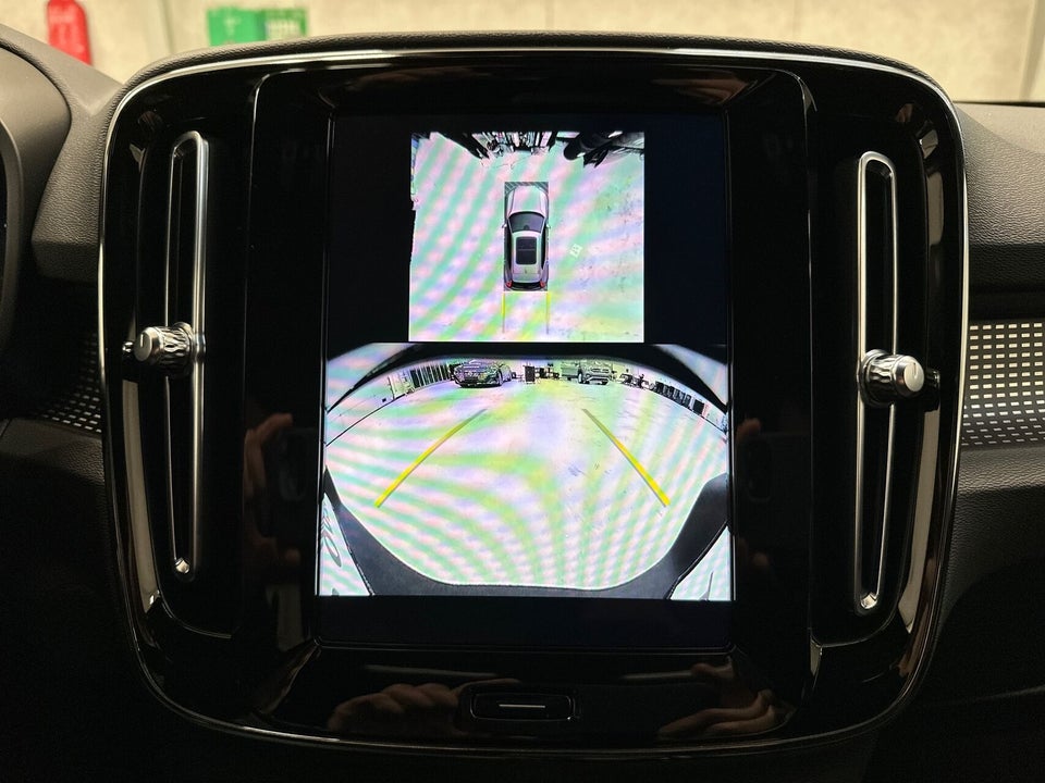 Volvo EX40 Extended Range Black Edition Excess 5d