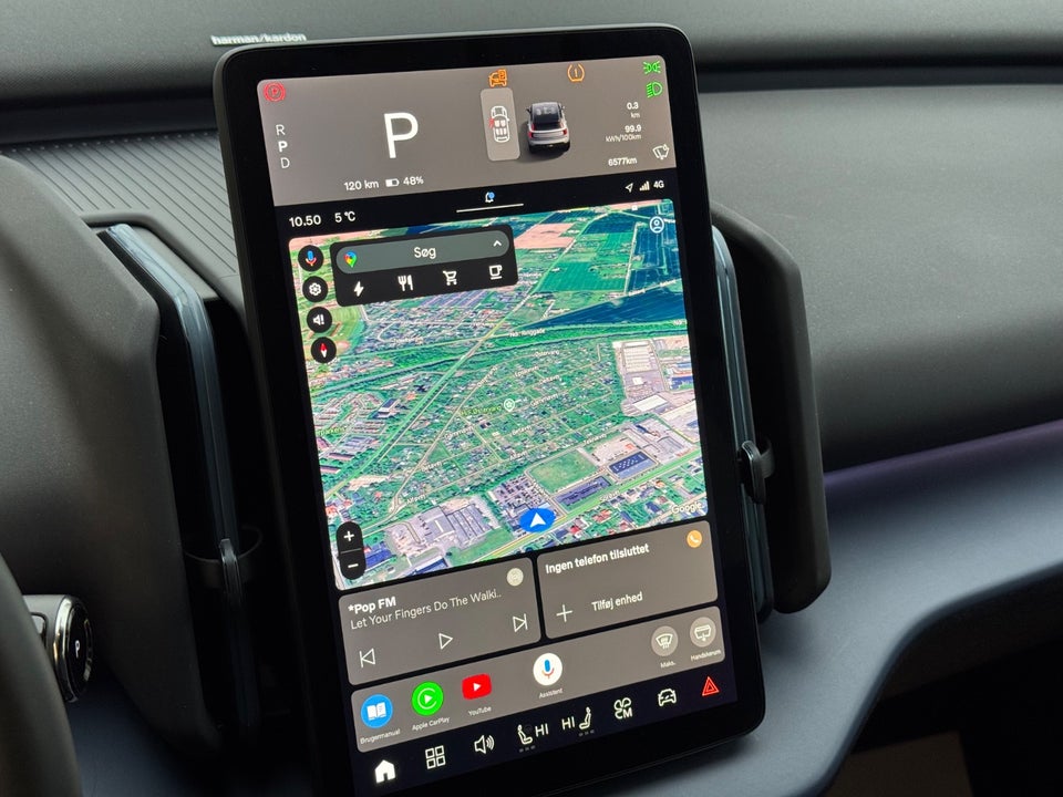 Volvo EX30 Extended Range Plus 5d