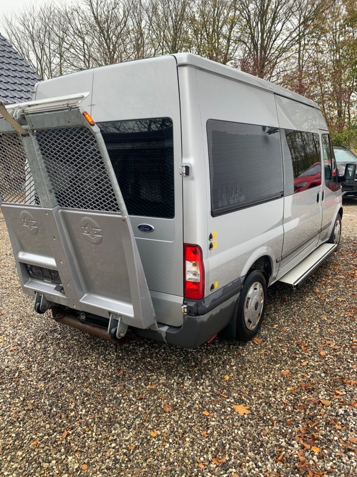 Ford Transit 300M Kombi 2,2 TDCi 125 FWD 4d